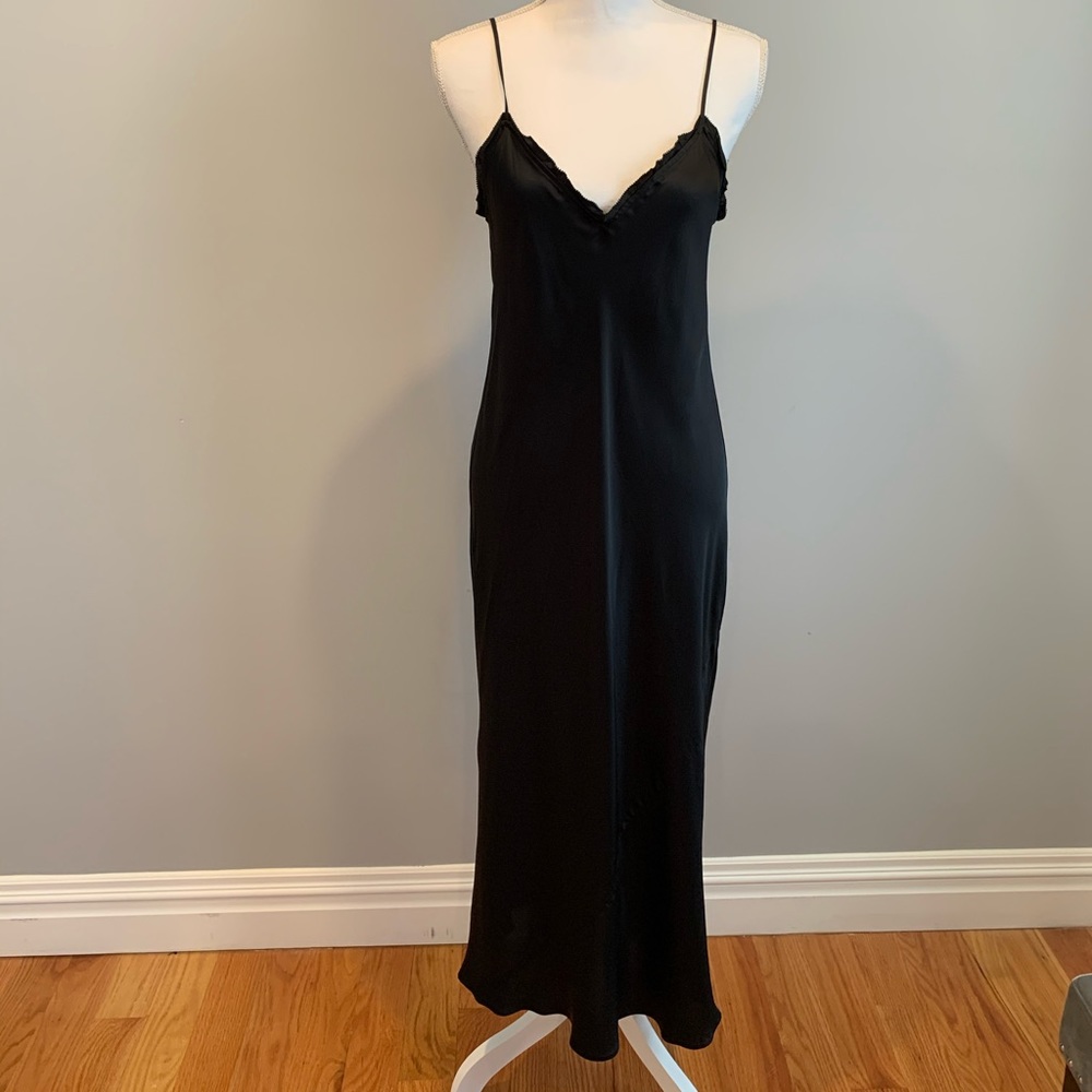 COPY - Aritzia - Wilfred Wera Slip Dress